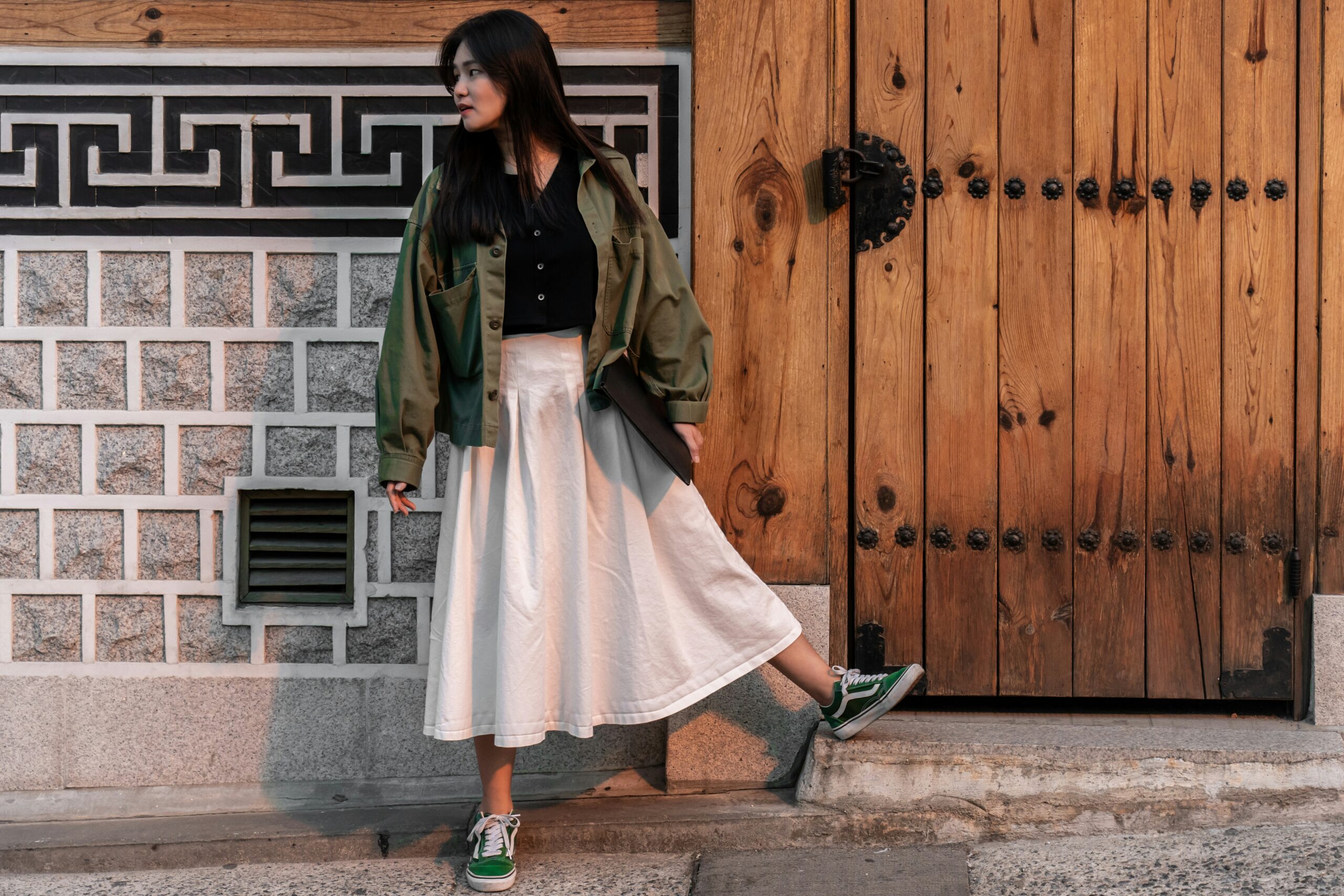 How to style a midi skirt: 3 easy proportion formulas